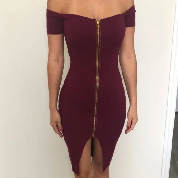 Lac Bleu black and white zipper front dress, size medium